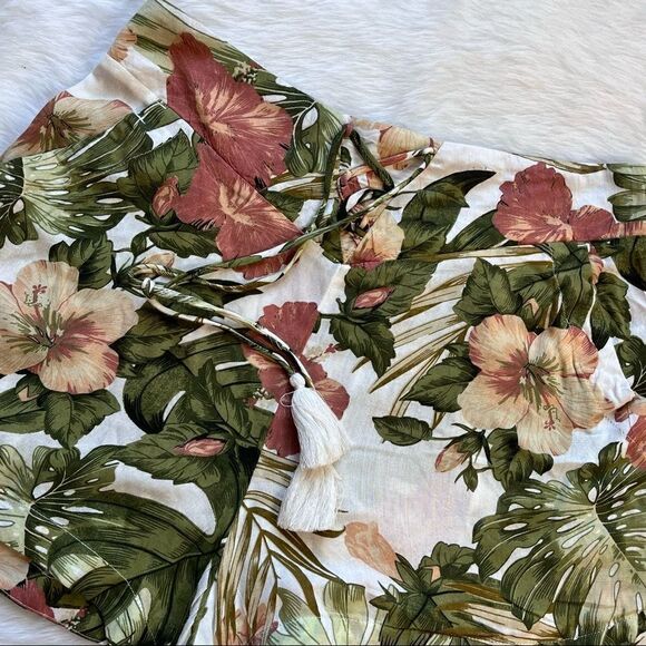 Botanical Island Print Shorts Rip Curl Hibiscus Casual Pull on Tassel Tie Large - Picture 3 of 8